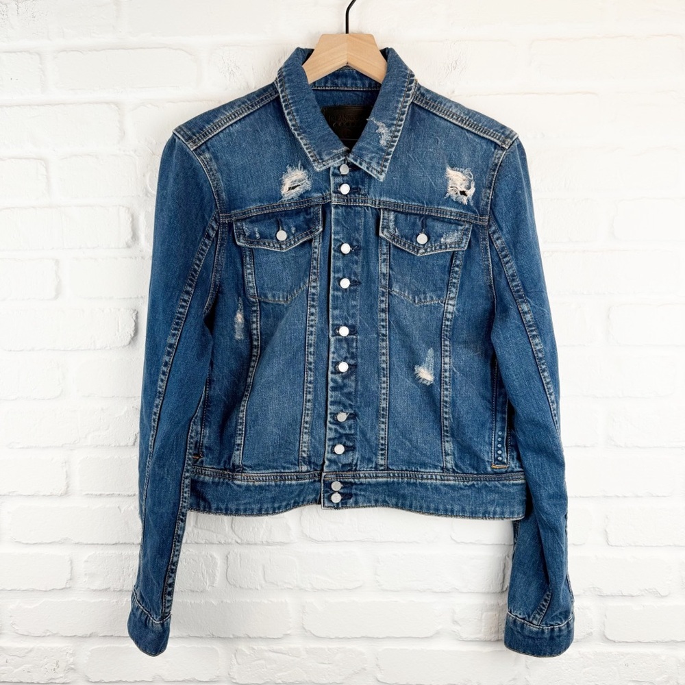 Blank NYC Denim Jacket Distressed Jean Jacket Medium Wash Silver Button sz Large